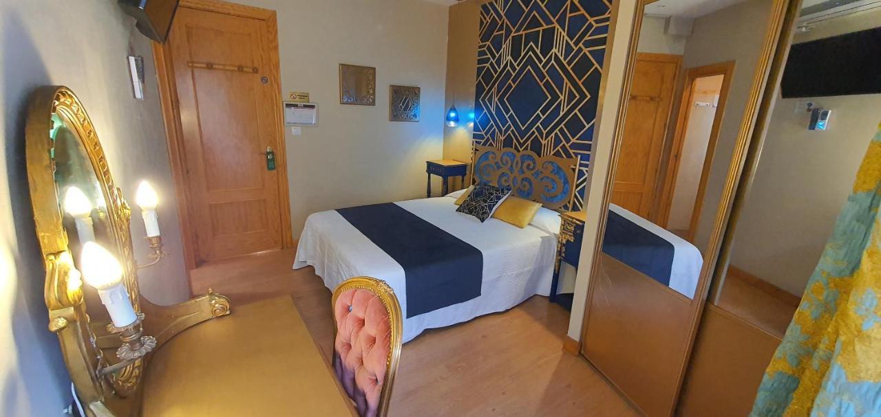 Hosteria Villa De Castro Castro Urdiales Luaran gambar