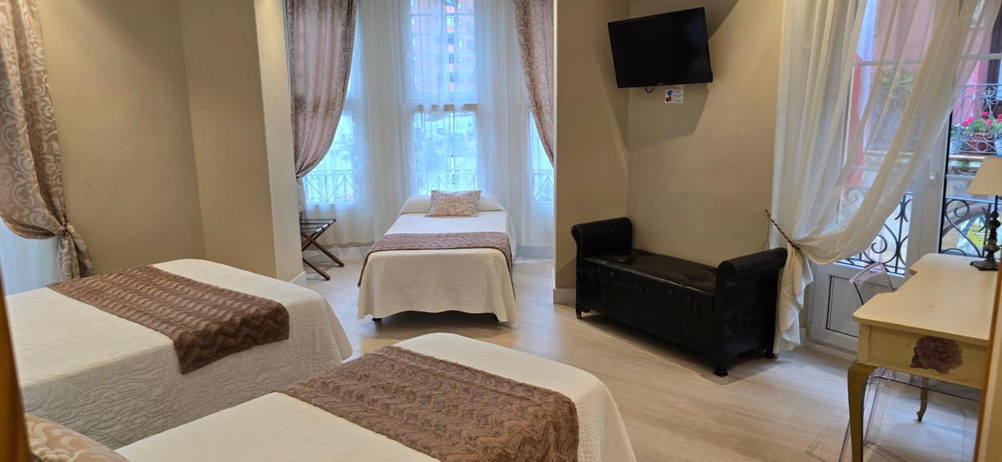Hosteria Villa De Castro Castro Urdiales Luaran gambar