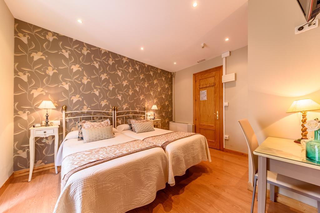 Hosteria Villa De Castro Castro Urdiales Luaran gambar