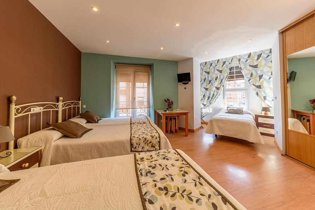 Hosteria Villa De Castro Castro Urdiales Luaran gambar